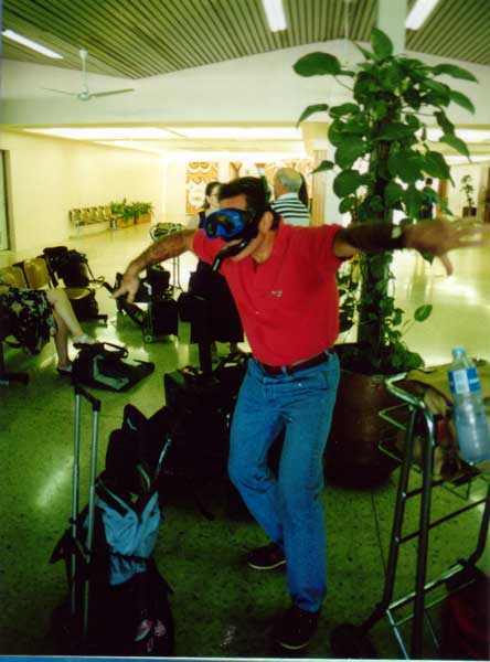 Non! Il n'y a pas de mrou en salle d'embarquement