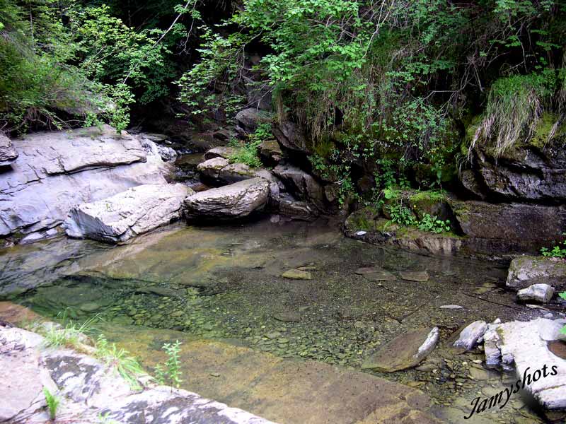 Les eaux pures de la Madonne des Fontaines
