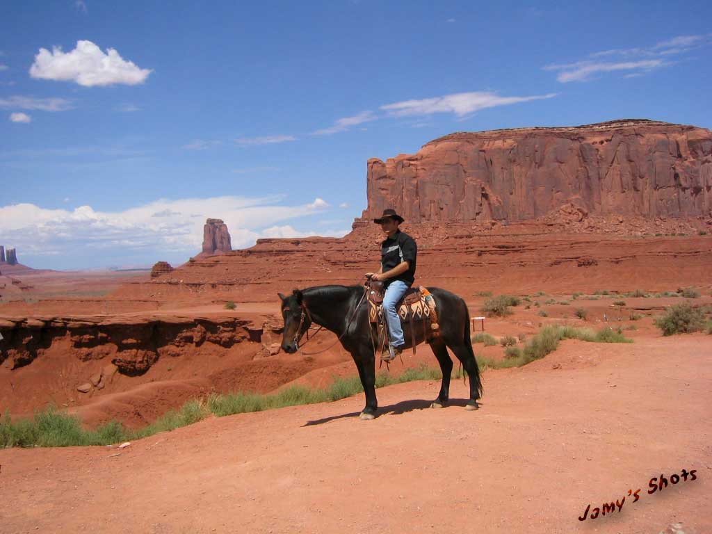Hervé Scala sur son noble destrier. Céline Dion est à deux jours de cheval!!