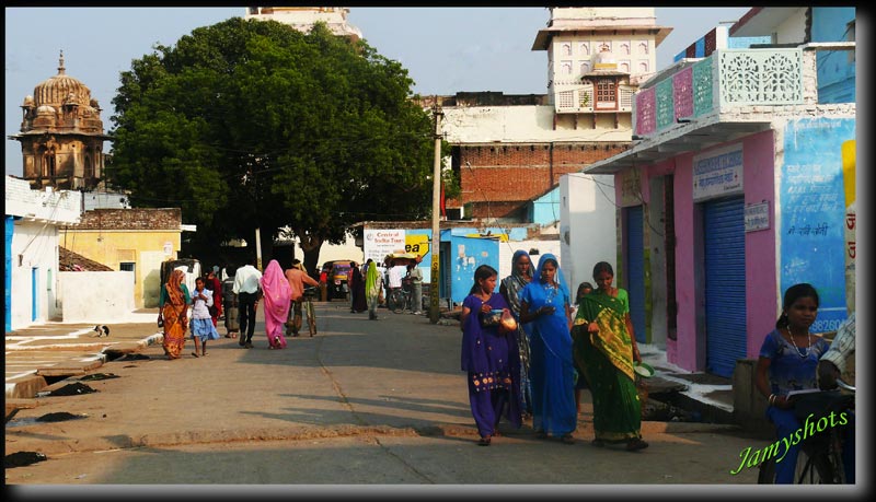 Dans une ruelle d'Orchaa.