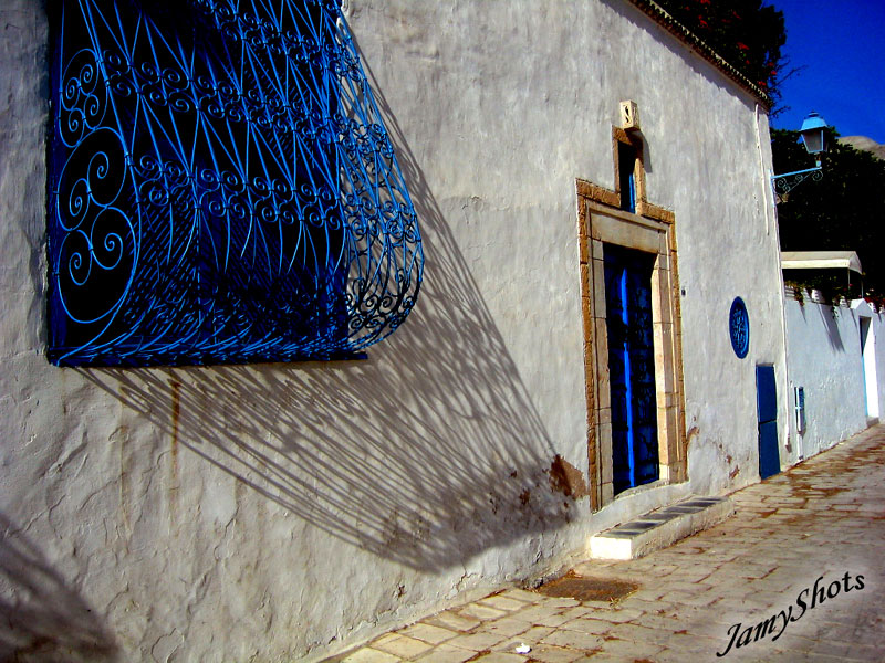 Jeux d'ombres et de lumires dans Sidi Bou Sad